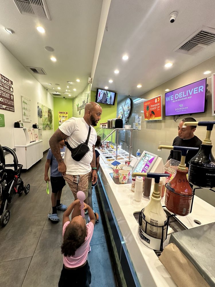 YOGURTLAND Updated September 2024 91 Photos & 48 Reviews 304