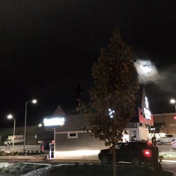 Dutch Bros Coffee - Coffee & Tea Near Me - Everett, Washington