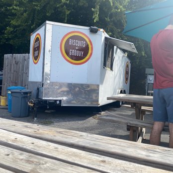 Biscuits + Groovy - Food Trucks Near Me - Austin, Texas