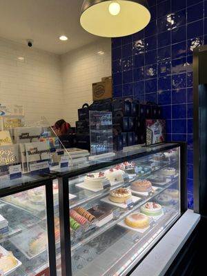 Paris Baguette by null