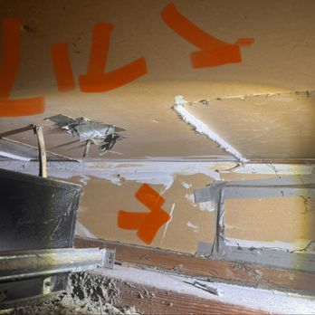 El Brazo Apartments - Hole into secondary bathroom made by other tenants to spy. - Apartments Near Me - Granbury, Texas El Brazo Apartments - Hole into secondary bathroom made by other tenants to spy. - Apartments Near Me - Granbury, Texas
