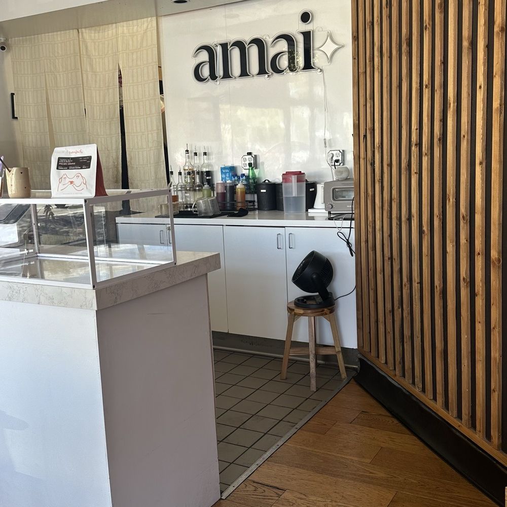 Amai Coffee - Inside - Coffee & Tea Near Me - Santa Monica, California