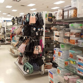 Marshalls - Department Stores Near Me - South Dennis, Massachusetts