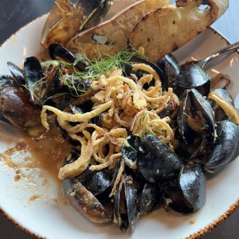 The Foundry Rooftop - Mussels - Beer, Wine & Spirits Near Me - Dayton, Ohio The Foundry Rooftop - Mussels - Beer, Wine & Spirits Near Me - Dayton, Ohio