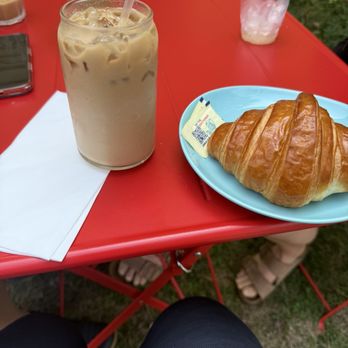 Cherry on Top - Coffee & Tea Near Me - Alexandria, Virginia