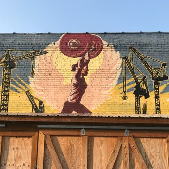 Chattanooga Street Art - CrossFit (W. Main St.) - Public Art Near Me - Chattanooga, Tennessee