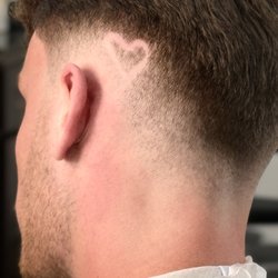 Mazen Style Barber Shop - Low fade with a lovely design