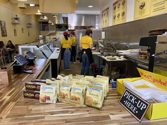 Pino's Sandwiches by null