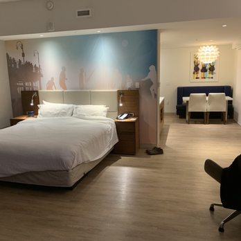 Courtyard by Marriott Santa Monica - Huge suite with big bed, work area, kitchenette, and dining area -- plus cool motorized window shades... - Hotels Near Me - Santa Monica, California