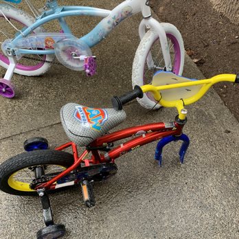 Pack & Load Services - Wheel snapped off bike - Packing Services Near Me Pack & Load Services - Wheel snapped off bike - Packing Services Near Me