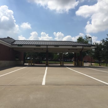 Wells Fargo Bank - 3 drive-up teller windows, 1 for commercial, 1 drive-up ATM - Banks & Credit Unions Near Me - Coppell, Texas Wells Fargo Bank - 3 drive-up teller windows, 1 for commercial, 1 drive-up ATM - Banks & Credit Unions Near Me - Coppell, Texas