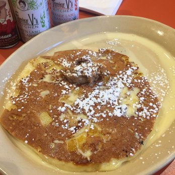 Snooze, an A.M. Eatery - Pineapple upside down pancake - Breakfast & Brunch Near Me - Addison, Texas
