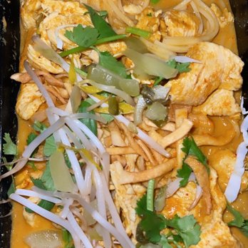 Thai Kitchen - KS 14. Khao Soi Noodles - Thai Near Me - Lakewood, Ohio