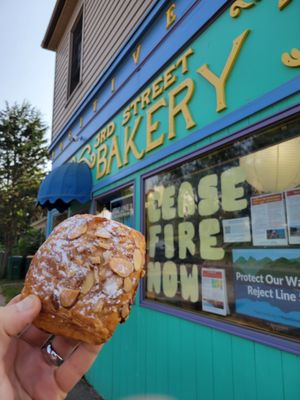 Positively 3rd Street Bakery by null