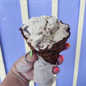 Jack the Dipper Ice Cream - a hand holding an ice cream cone - Ice Cream & Frozen Yogurt Near Me - Waynesville, North Carolina