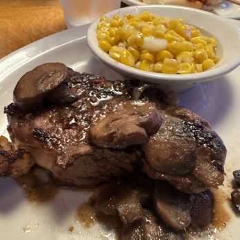 Texas Roadhouse - Steakhouses Near Me - Oviedo, Florida Texas Roadhouse - Steakhouses Near Me - Oviedo, Florida