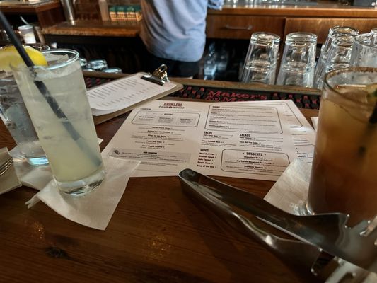 Growlers Pourhouse by null