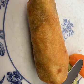 Restaurante Palacio da China - Pork and Vegetable Egg Rolls - Order comes with 3 pieces... I ate the first two before I took the pic. - Chinese Near Me - Lagos, 08 Restaurante Palacio da China - Pork and Vegetable Egg Rolls - Order comes with 3 pieces... I ate the first two before I took the pic. - Chinese Near Me - Lagos, 08