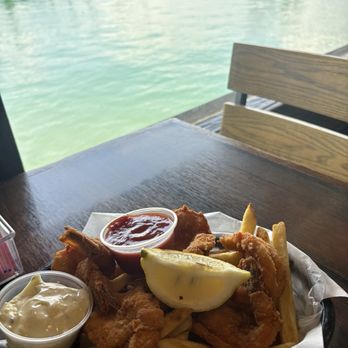 Down the Hatch - Shrimp basket (it's just ok) - Seafood Near Me - Ponce Inlet, Florida