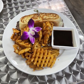 Guieb Cafe - French dip w/ waffle fries - New American Near Me - Aiea, Hawaii