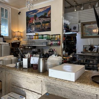 LA Rose Cafe - Filipino Near Me - Los Angeles, California