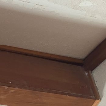 A+ Insulation Services - Trim not applied correctly filled in with globs of clear silicone - Insulation Installation Near Me - Eleva, Wisconsin