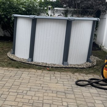 Lorenzo's Luxury Laps - Pool & Hot Tub Service Near Me - Bronx, New York