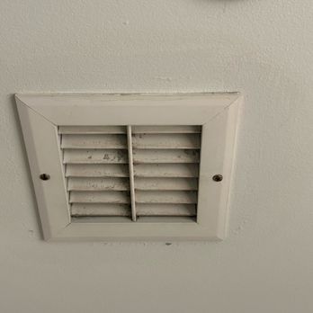 Weber's Boutique Hotel  - Vent in bathroom- very dusty/dirty. - Hotels Near Me - Ann Arbor, Michigan