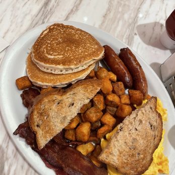 Junior's - Lumberjack - Breakfast & Brunch Near Me - Las Vegas, Nevada