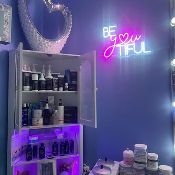 Perfect Skin - Estheticians Near Me - Costa Mesa, California Perfect Skin - Estheticians Near Me - Costa Mesa, California