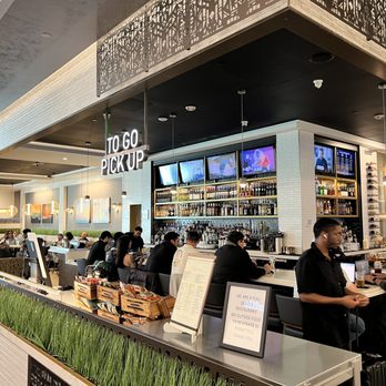 Native - View from the terminal (3) - Breakfast & Brunch Near Me - Los Angeles, California Native - View from the terminal (3) - Breakfast & Brunch Near Me - Los Angeles, California