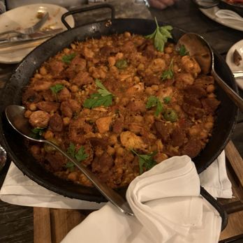 Barcelona Wine Bar - Chicken Paella - Tapas/Small Plates Near Me - Miami, Florida