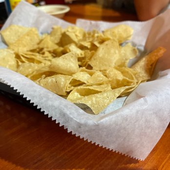 El Lago - Free chips and dip - Mexican Near Me - Branson West, Missouri