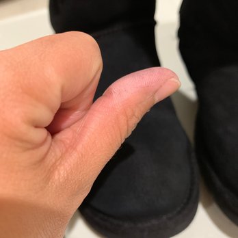 Master Shoe Repair - Black stain from the UGG. - Shoe Repair Near Me - Rockville, Maryland Master Shoe Repair - Black stain from the UGG. - Shoe Repair Near Me - Rockville, Maryland