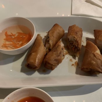 Mo Pho Mi - Crispy shrimp egg rolls - Vietnamese Near Me - Costa Mesa, California Mo Pho Mi - Crispy shrimp egg rolls - Vietnamese Near Me - Costa Mesa, California