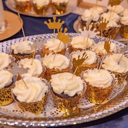 Bake Me A Cake Etc - The beautiful rose like cupcakes/works of art Erinn created.