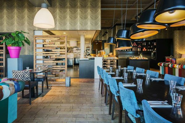 DoubleTree by Hilton Amsterdam - NDSM Wharf by null