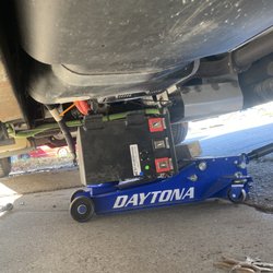 Nomad RV Tech Services - The other bad 200ah KS2 battery being swapped out