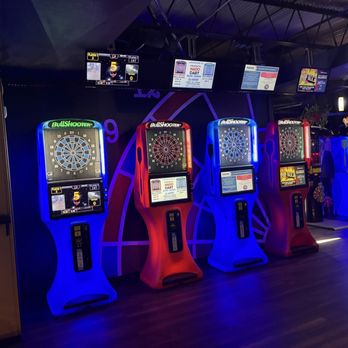 Brew Hounds - Darts - Sports Bars Near Me - Auburndale, Florida