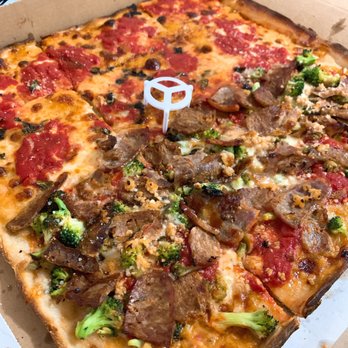 Fort Lee Pizzeria - Grandma pie with half sausage, broccoli and fresh garlic ~~ - Pizza Near Me - Fort Lee, New Jersey Fort Lee Pizzeria - Grandma pie with half sausage, broccoli and fresh garlic ~~ - Pizza Near Me - Fort Lee, New Jersey