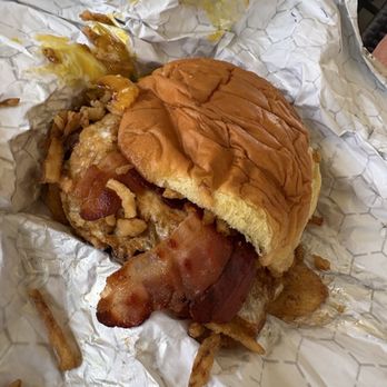 Low Tide Spot - Bacon and egg smash burger. - Burgers Near Me - Pismo Beach, California Low Tide Spot - Bacon and egg smash burger. - Burgers Near Me - Pismo Beach, California