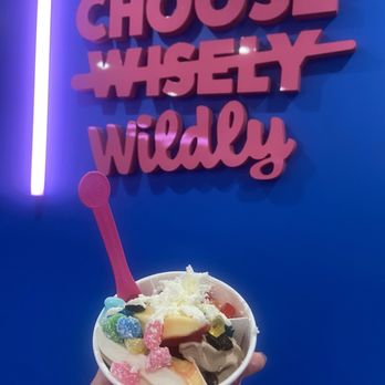 16 Handles - Ice Cream & Frozen Yogurt Near Me - Missouri City, Texas 16 Handles - Ice Cream & Frozen Yogurt Near Me - Missouri City, Texas