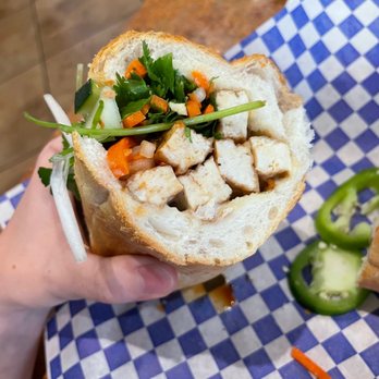 Fresh Bowl - Tofu bahn mi - Vietnamese Near Me - Austin, Texas Fresh Bowl - Tofu bahn mi - Vietnamese Near Me - Austin, Texas
