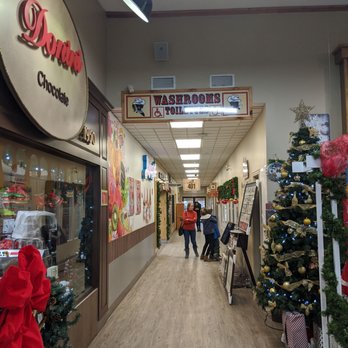 The Big Apple - Men's, women's, and family washrooms located down the hallway - Bakeries Near Me - Colborne, Ontario The Big Apple - Men's, women's, and family washrooms located down the hallway - Bakeries Near Me - Colborne, Ontario