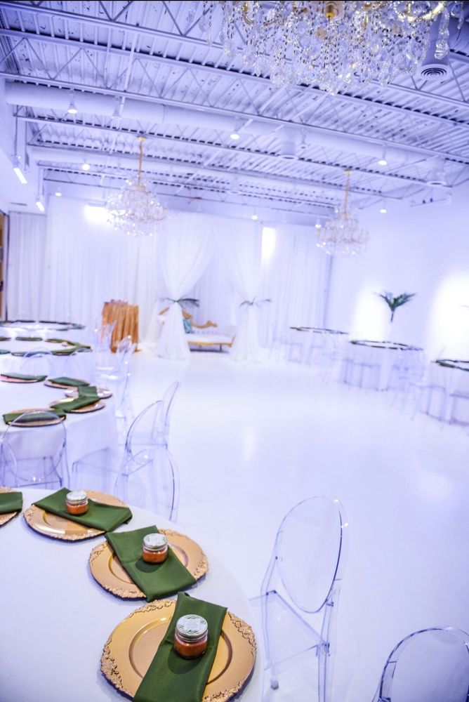 LIGHTS ON KENT 118 Photos & 30 Reviews 862 Kent Ave, Brooklyn, New