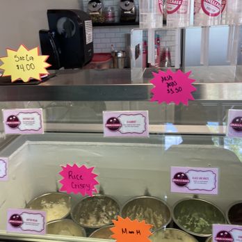 Smallcakes Steele Creek - Desserts Near Me - Charlotte, North Carolina Smallcakes Steele Creek - Desserts Near Me - Charlotte, North Carolina