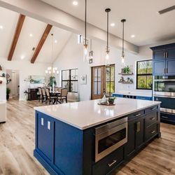 Cabinetree Kitchen & Bath Design - Integrated Microwave in extended island