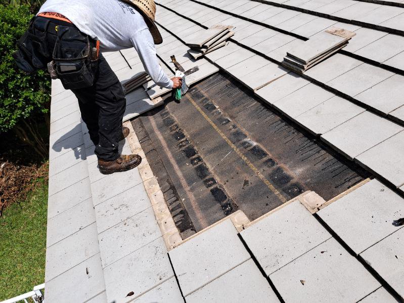 Slide of Valle Roofing Repairs