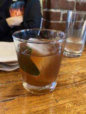 BASIL CANTEEN by null