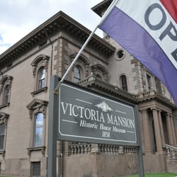 The Scenic Route Maine Tours - Victorian Mansion